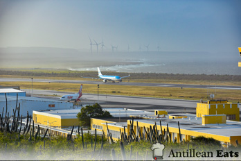 KLM Airbus A330 - taking off from Curacao