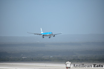 KLM Airbus A330 - approaching Curacao Airport