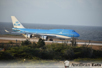 KLM - Boeing 747 taxiing at Curacao Airport